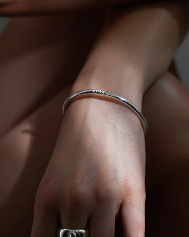 LOVE bangle(yoaa)
