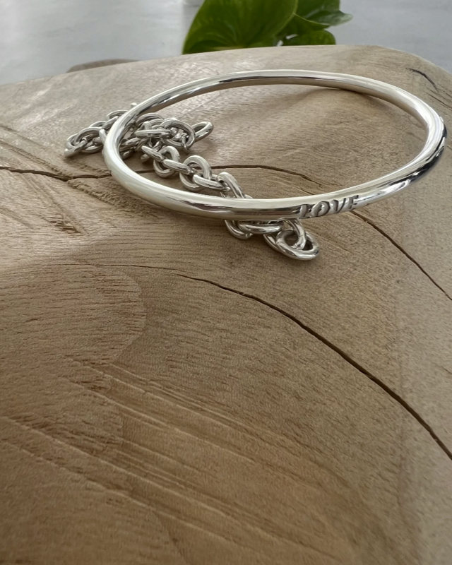 LOVE bangle(yoaa)