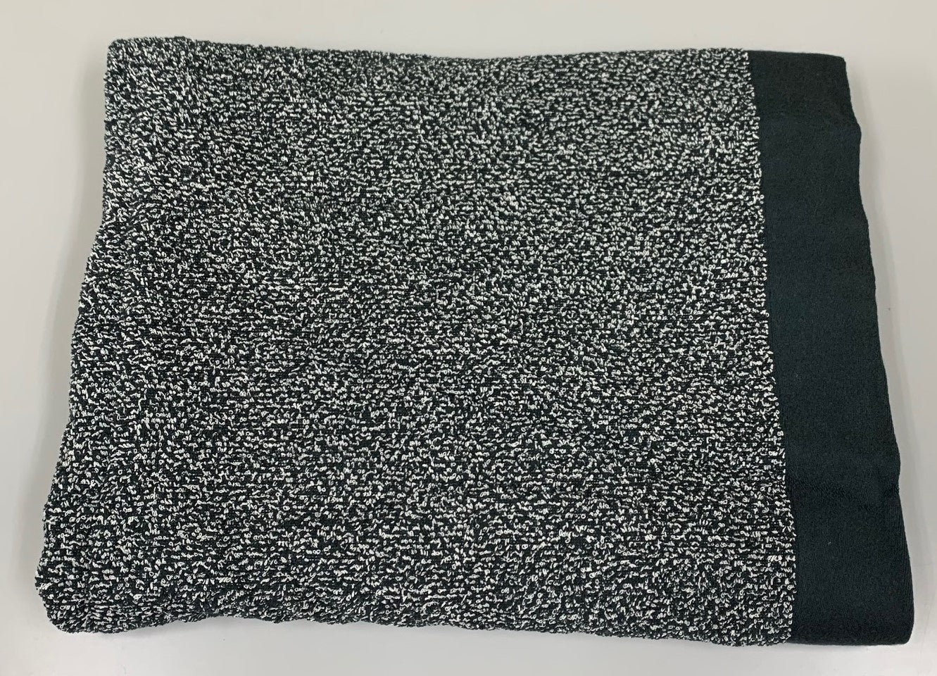 WA-SHI solid / Large Bath towel / Black