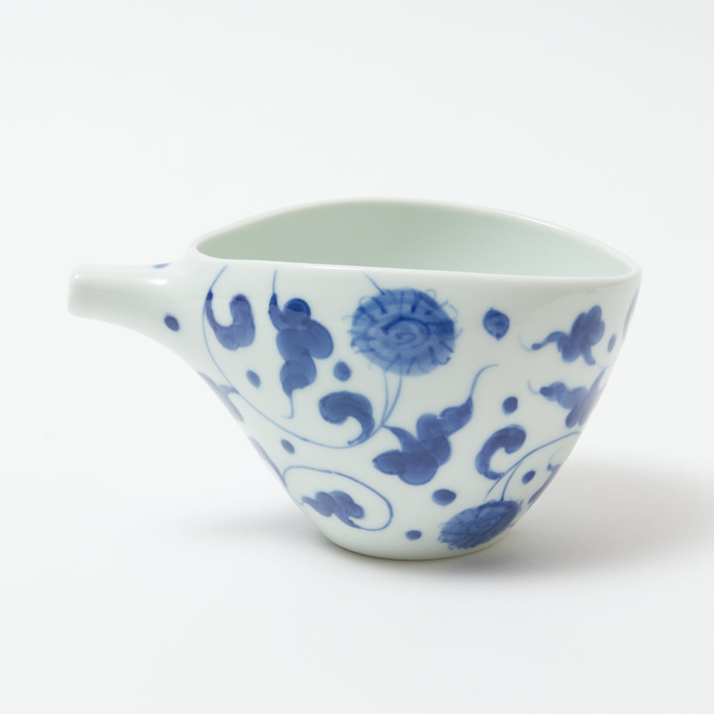 Katakuchi Pourer/ Chrysanthemum