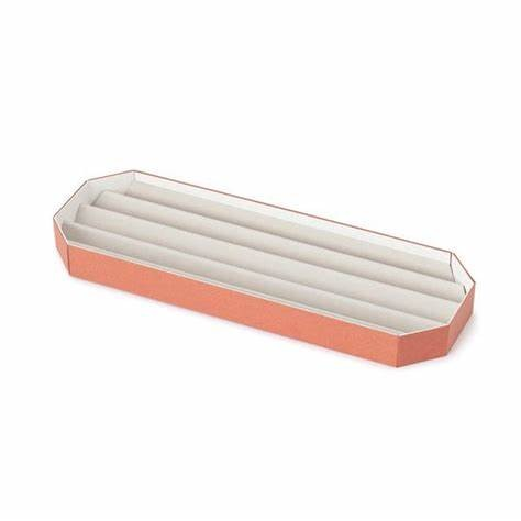 PLEATS TRAY