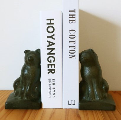 Book Stand / Weight cuddly dog set