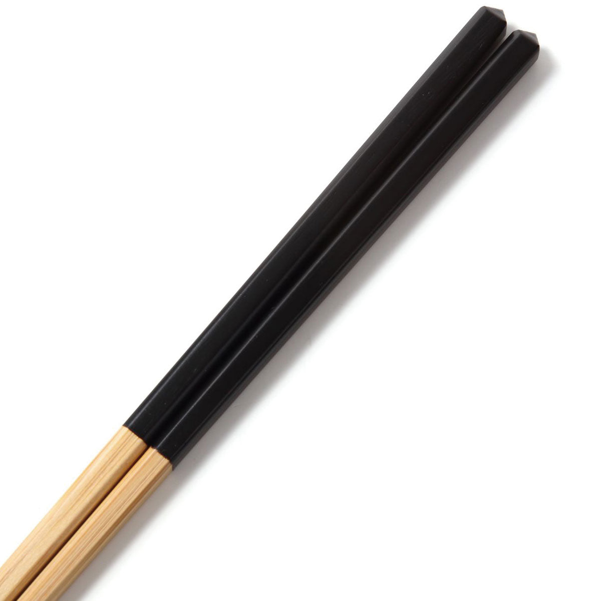 Diamond cut lacquerd chopsticks