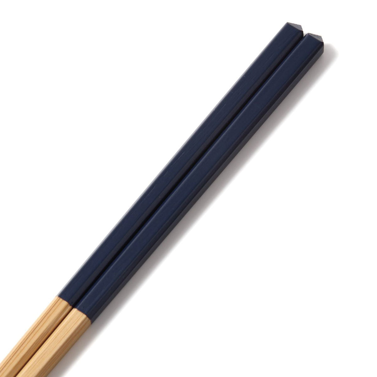 Diamond cut lacquerd chopsticks