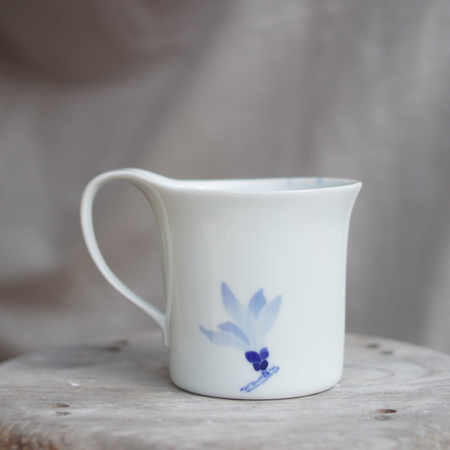 Flower mug kobushi magnolia