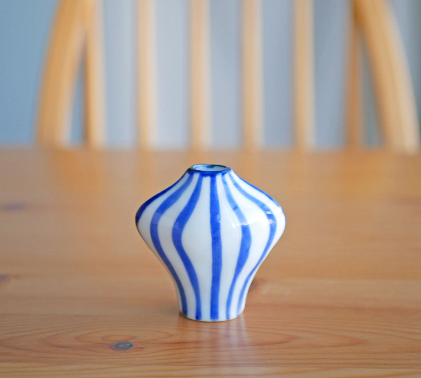 Tiny Sometsuke vase type B