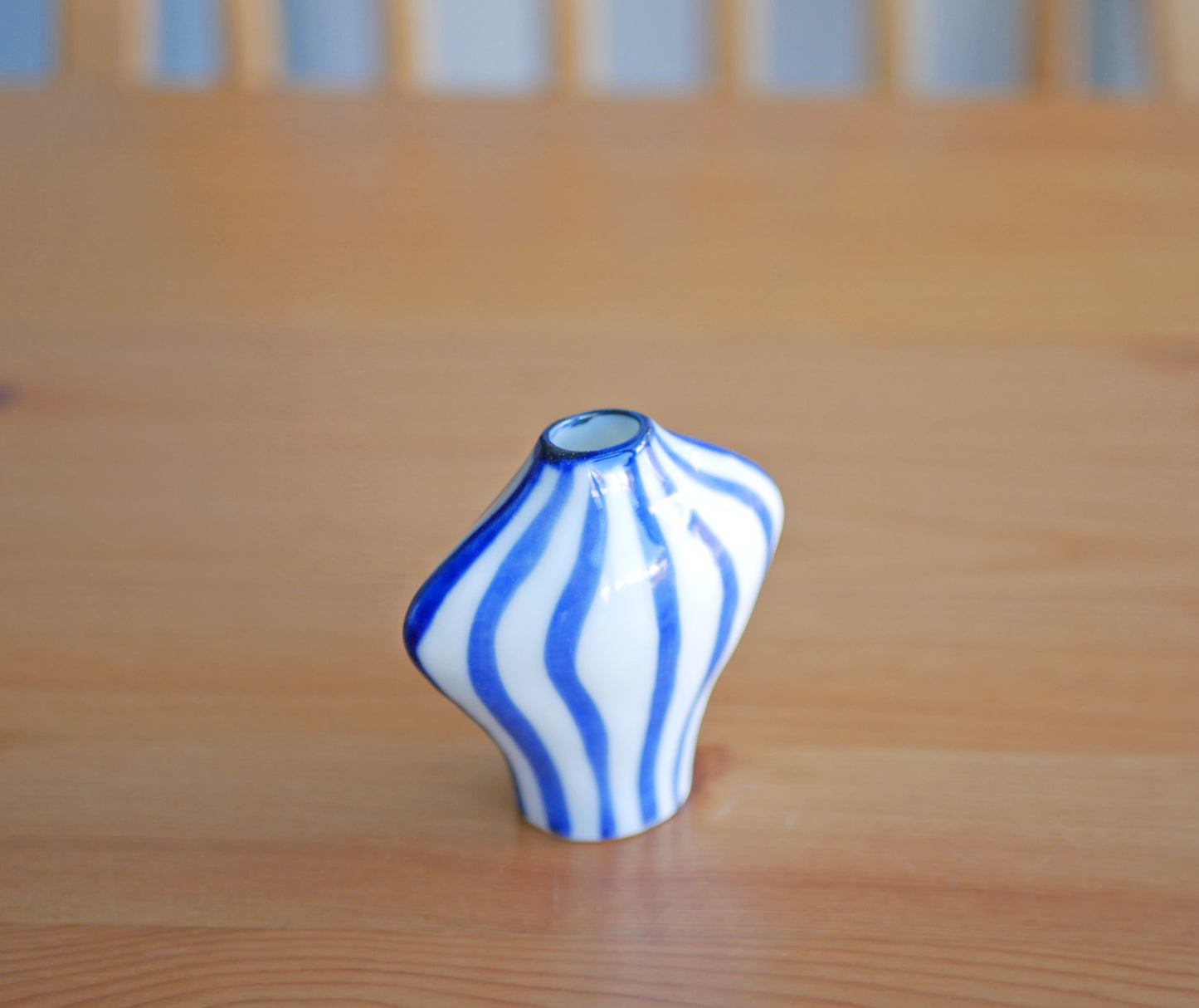 Tiny Sometsuke vase type B