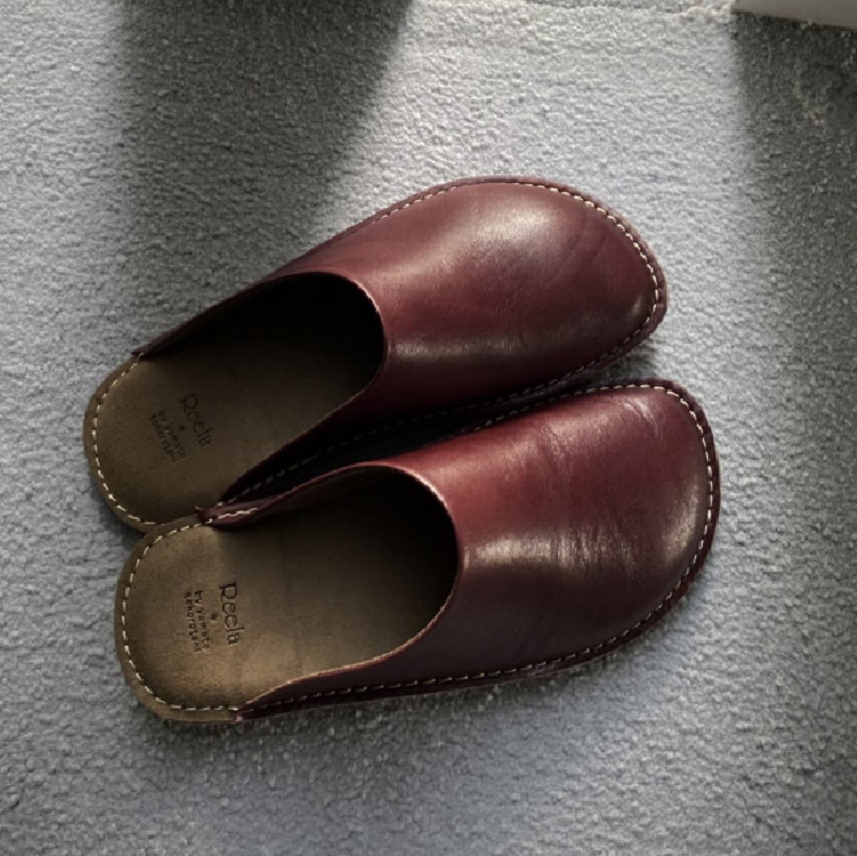 Gloss Leather room shoes / WINE / YRJ 003