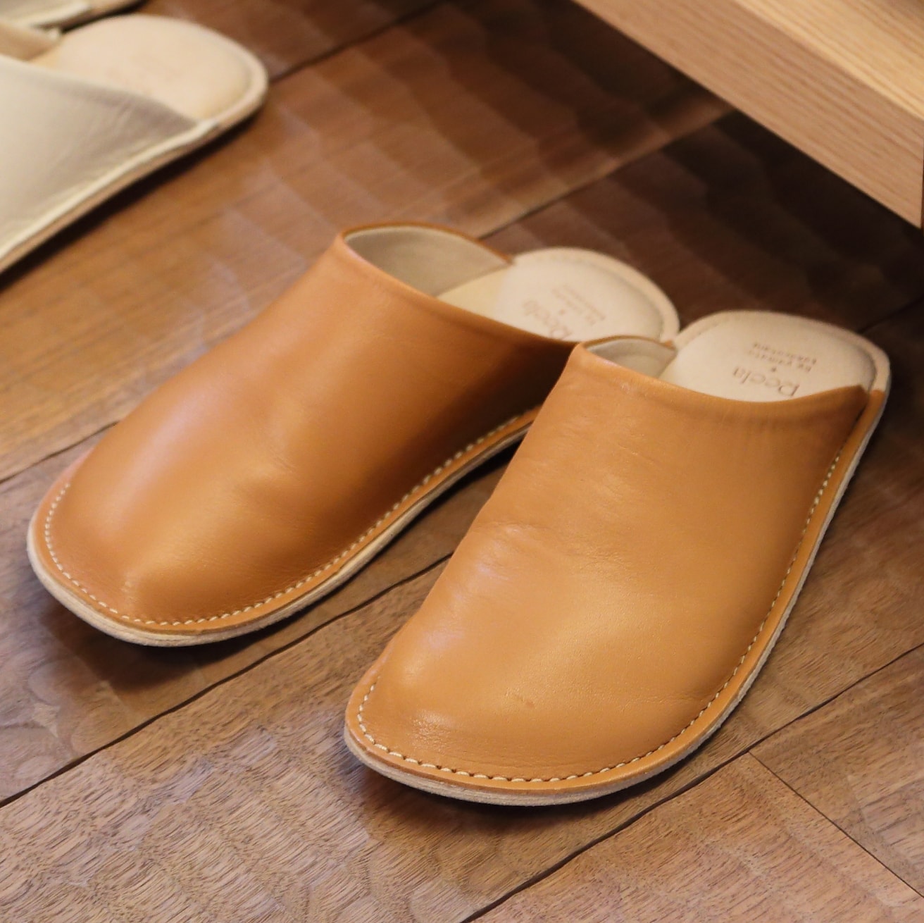 【Smooth Leather room shoes 】CAMEL, BLACK, IVORY,SILVER, GOLD / S,M,l,XL,XXL/ YRJ 201